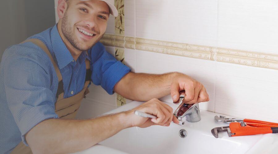 Local annual plumbing maintenance in Olin, IA